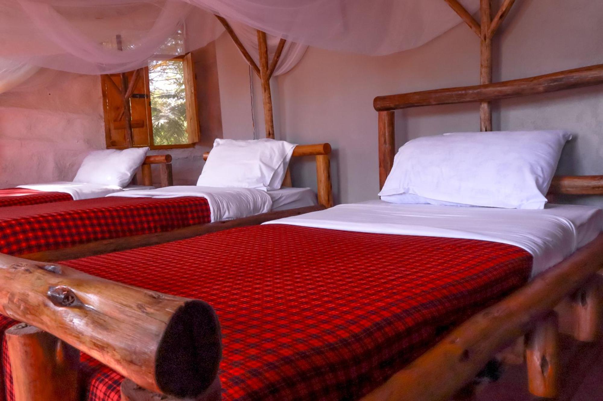 Maasai Eco Boma & Lodge - Experience Maasai Culture Makuyuni Esterno foto